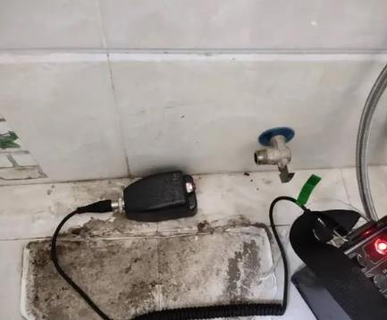 平乐屋顶漏水维修公司分享下卫生间漏水的危害及解决方法
